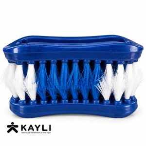 ESCOBILLA PARA ROPA DE PLASTICO